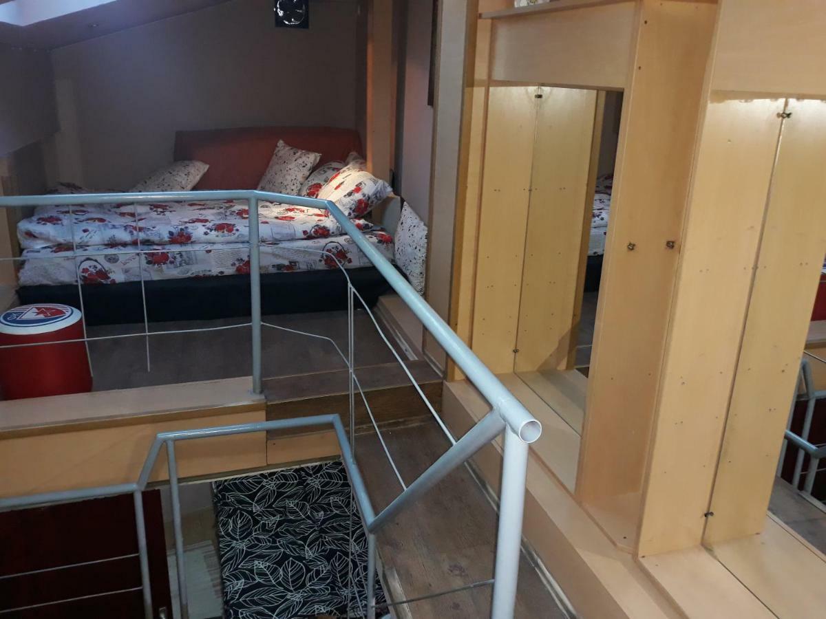 Antonio Rooms Ni Exteriér fotografie