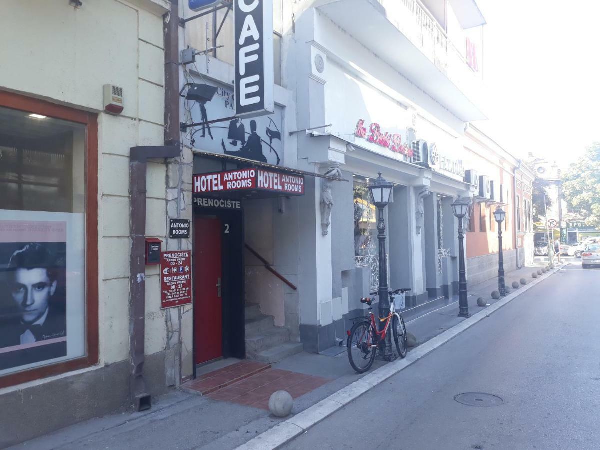 Antonio Rooms Ni Exteriér fotografie